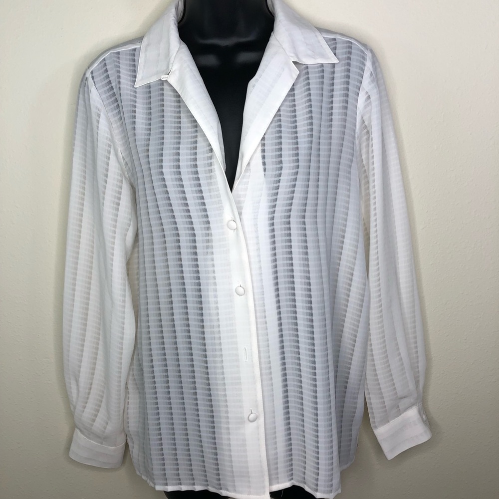 Liz Baker - Pearl White Blouse- Size 6P
